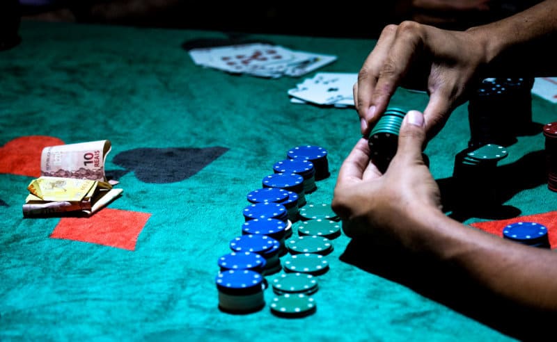 Poker có phải là một loại game bài Poker co phai la mot loai game bai