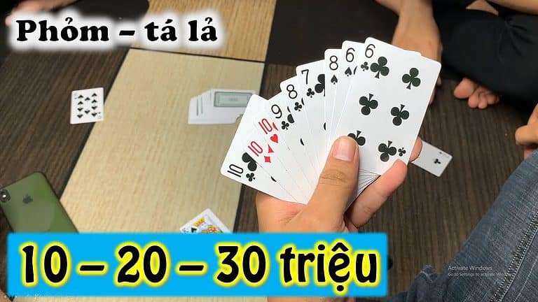 Bằng cách nào mà người chơi bài Phỏm chiếm ưu thế khi chơi