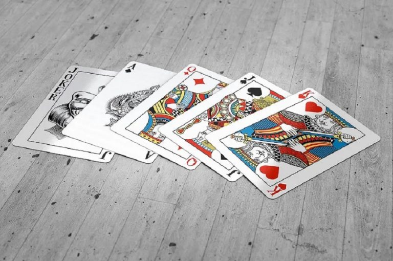Hướng dẫn chi tiết nhất về cách chơi tựa game bài Sâm