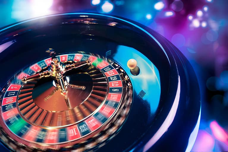 Có nên sử dụng chiến thuật Martingale trong Roulette và Baccarat?