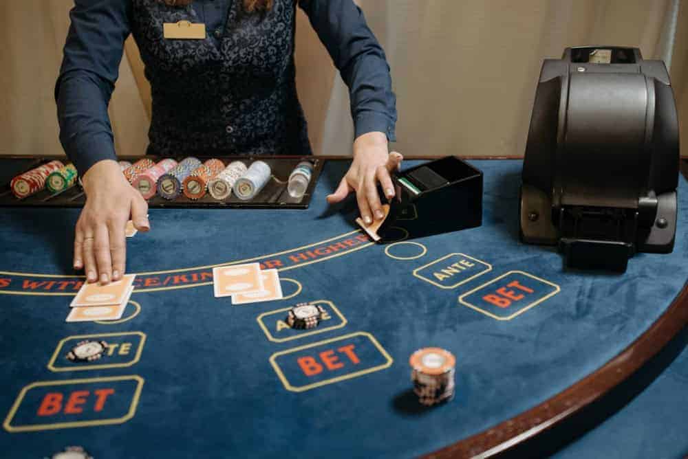 Chiến thuật chơi Baccarat đơn giản cho người mới